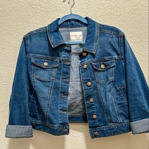 NWOT - Traditional Denim Jacket - L